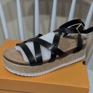 Women's Black and White Platform Sandals